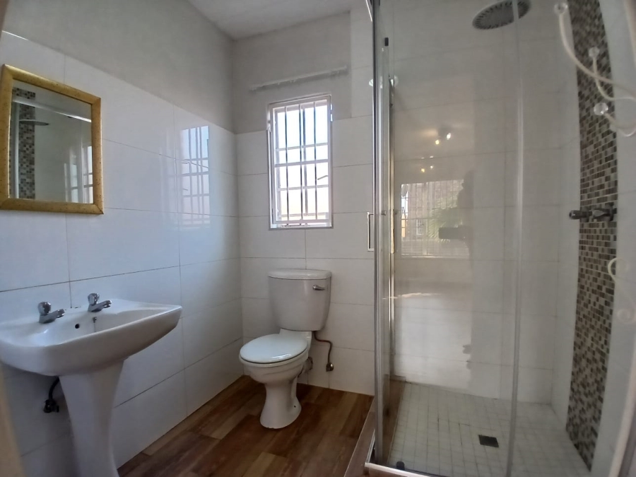 2 Bedroom Property for Sale in Highveld Gauteng