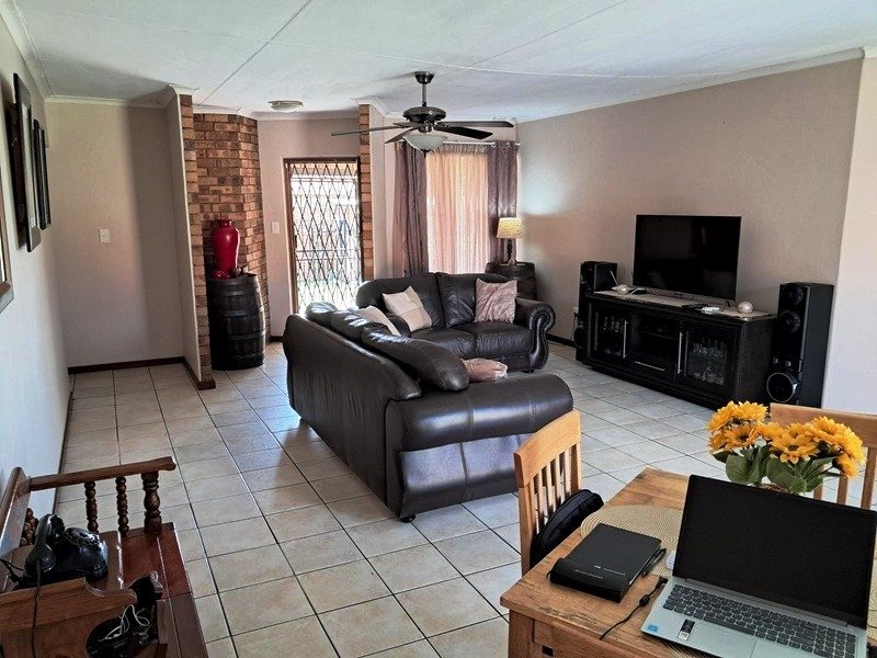 3 Bedroom Property for Sale in Montana Park Gauteng