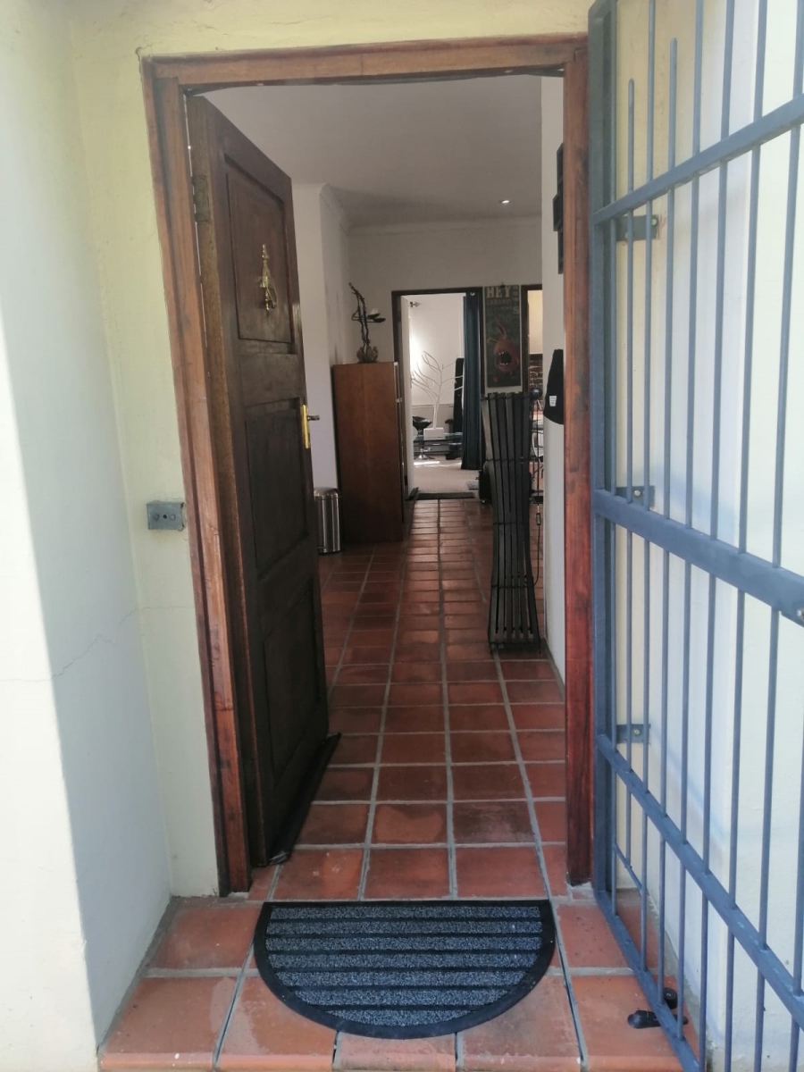 To Let 2 Bedroom Property for Rent in Ferndale Gauteng
