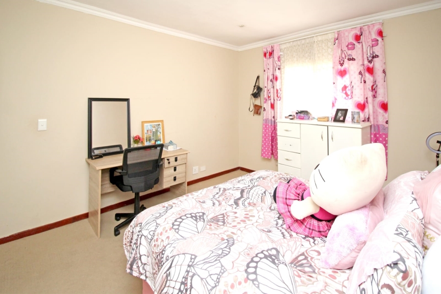 To Let 3 Bedroom Property for Rent in Ferndale Gauteng