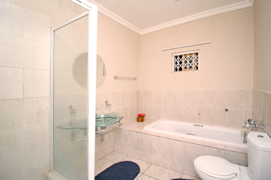 To Let 3 Bedroom Property for Rent in Ferndale Gauteng