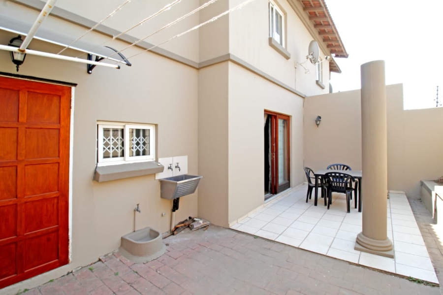 To Let 3 Bedroom Property for Rent in Ferndale Gauteng