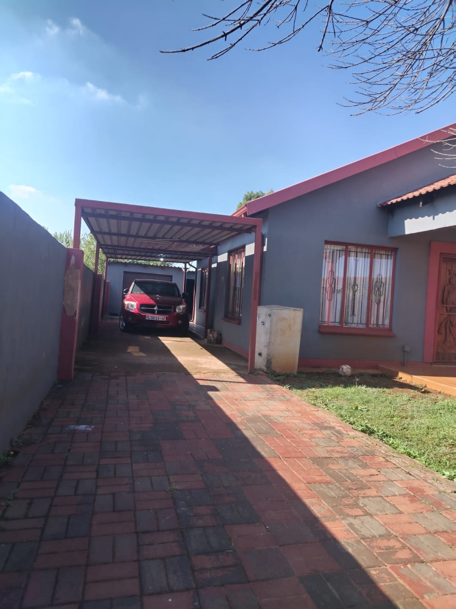 3 Bedroom Property for Sale in Soshanguve B Gauteng
