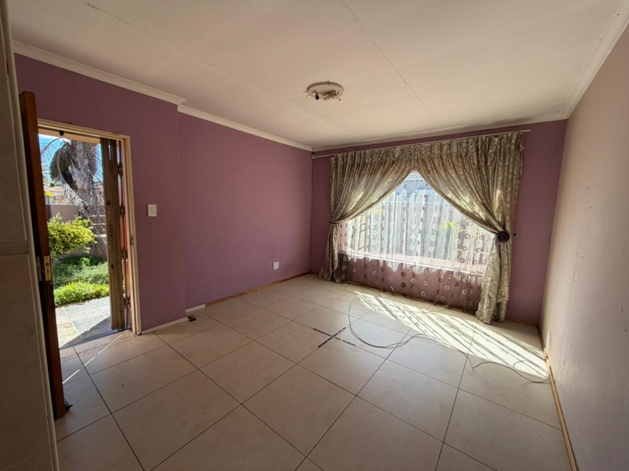 3 Bedroom Property for Sale in Nkwe Estate Gauteng