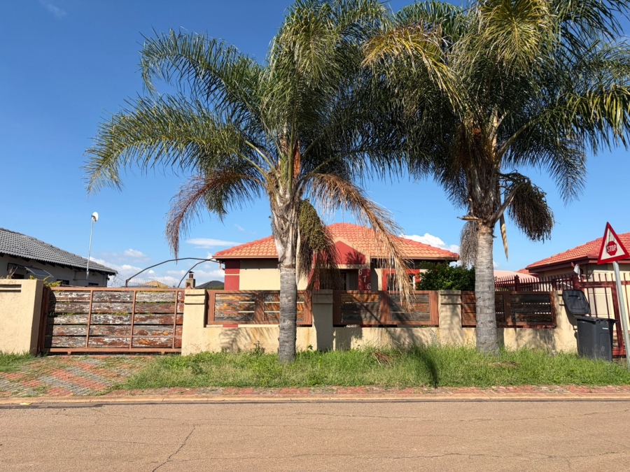 3 Bedroom Property for Sale in Nkwe Estate Gauteng