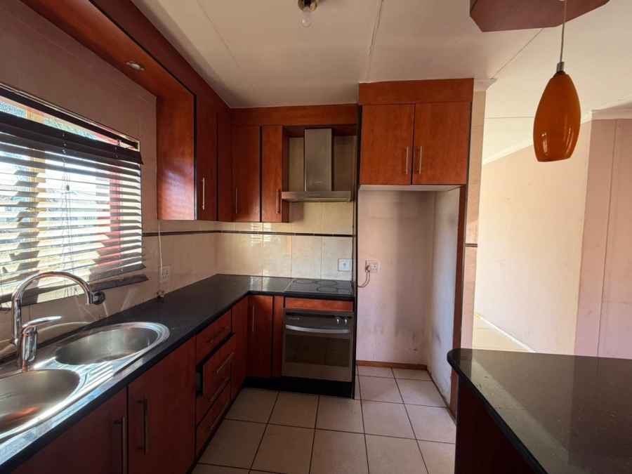3 Bedroom Property for Sale in Nkwe Estate Gauteng