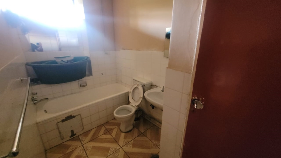 1 Bedroom Property for Sale in Muckleneuk Gauteng