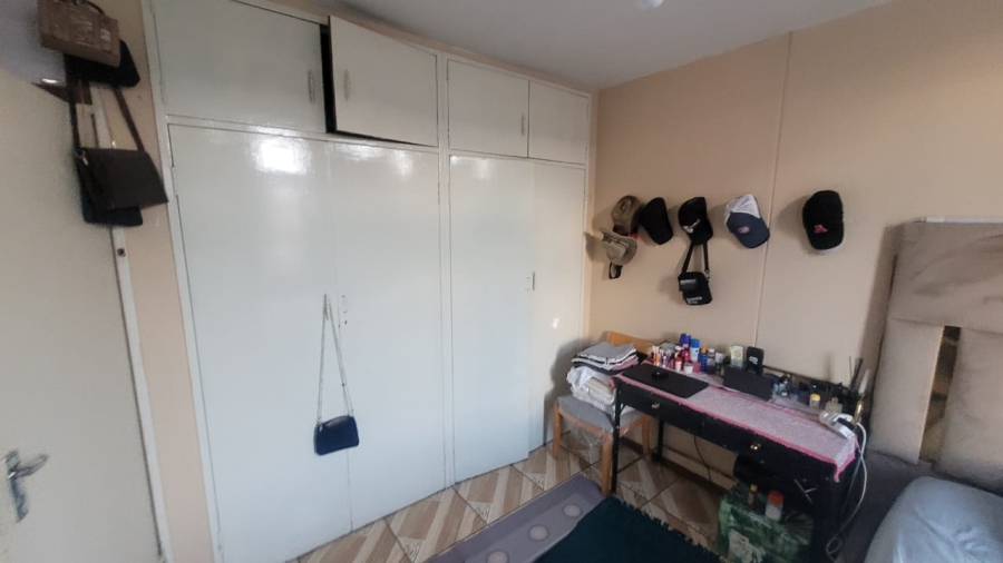 1 Bedroom Property for Sale in Muckleneuk Gauteng