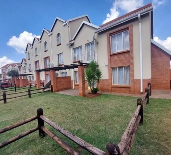 2 Bedroom Property for Sale in The Orchards Ext 9 Gauteng