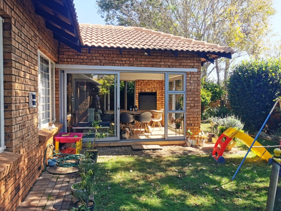 2 Bedroom Property for Sale in Montana Gauteng