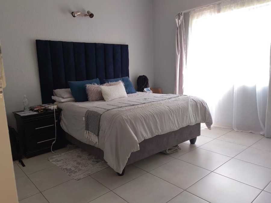 2 Bedroom Property for Sale in Comet Gauteng