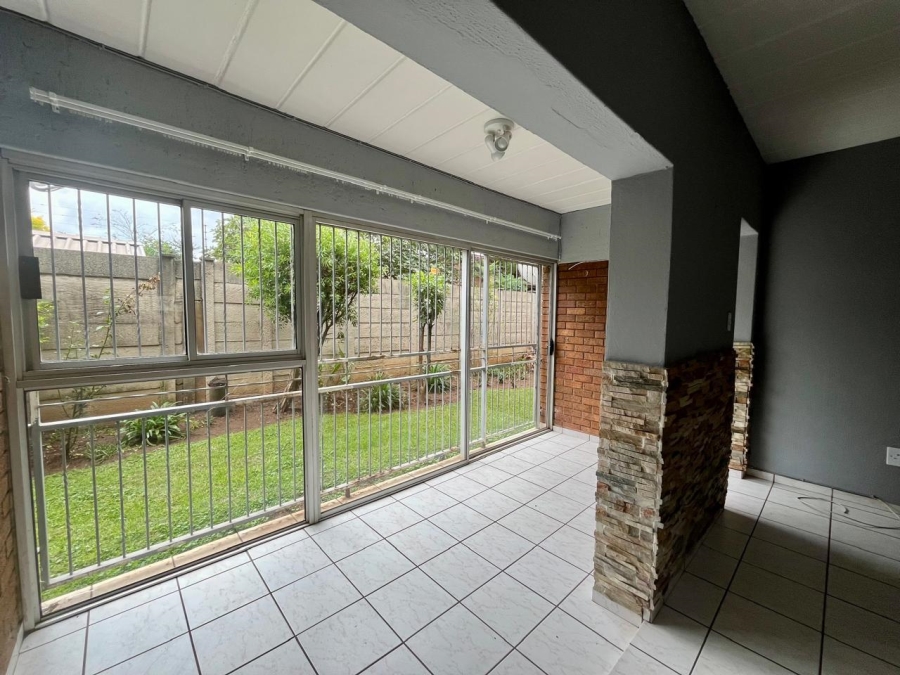 2 Bedroom Property for Sale in Vanderbijlpark CE Gauteng