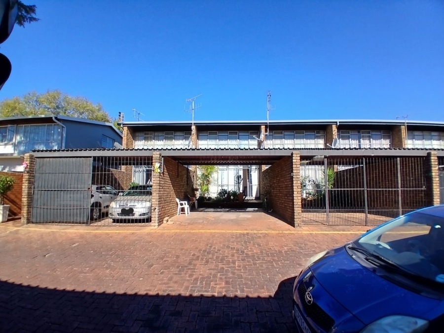 2 Bedroom Property for Sale in Lyttelton Manor Gauteng