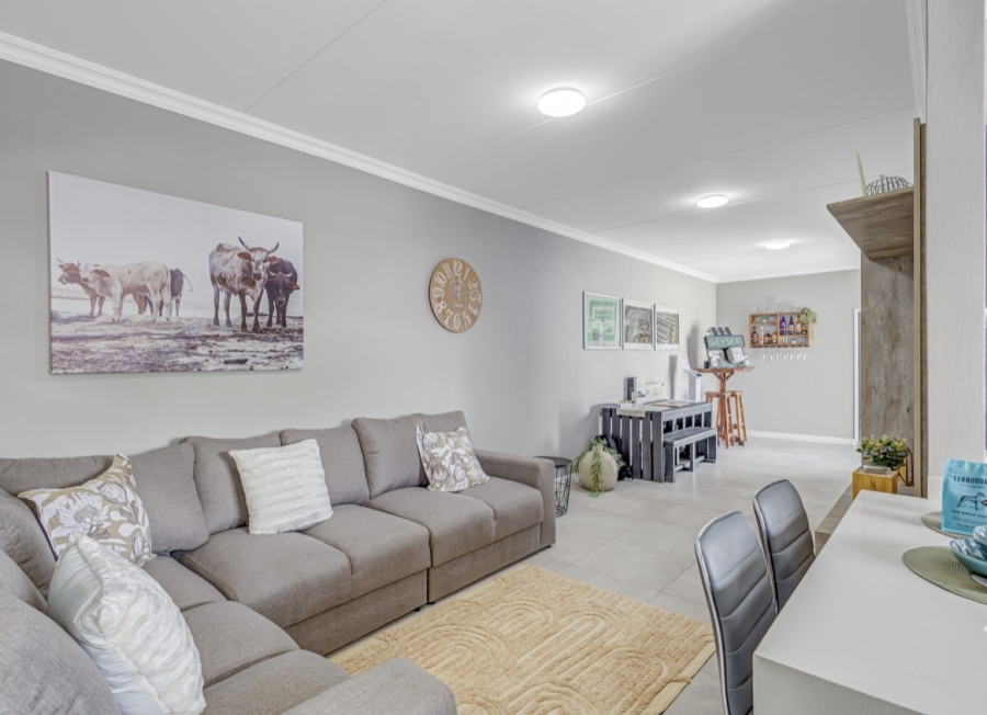 3 Bedroom Property for Sale in Glen Austen Gauteng