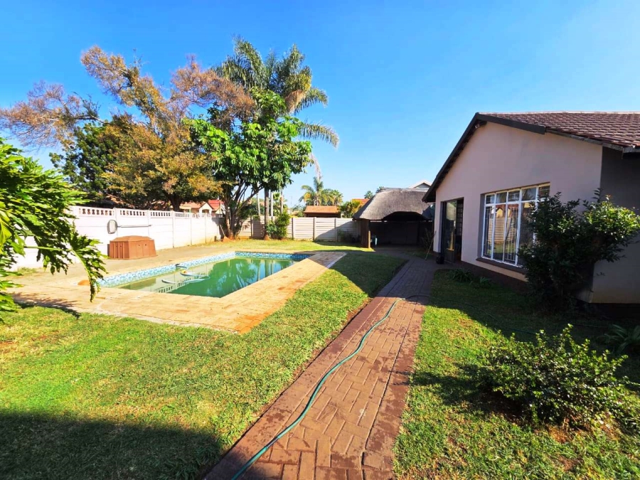 3 Bedroom Property for Sale in Montana Tuine Gauteng