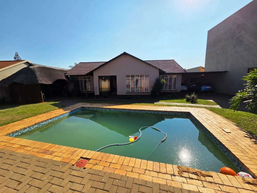 3 Bedroom Property for Sale in Montana Tuine Gauteng