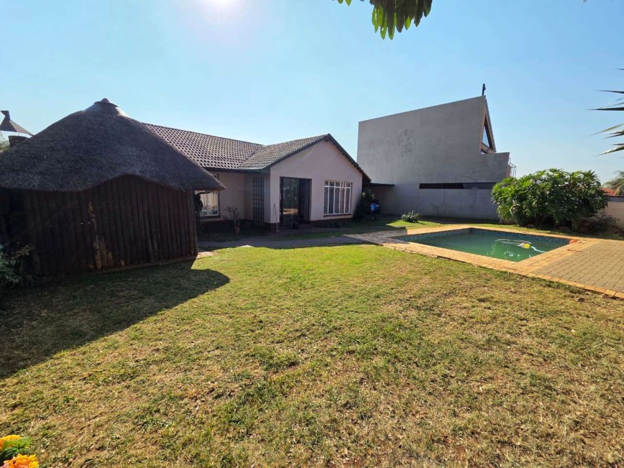 3 Bedroom Property for Sale in Montana Tuine Gauteng