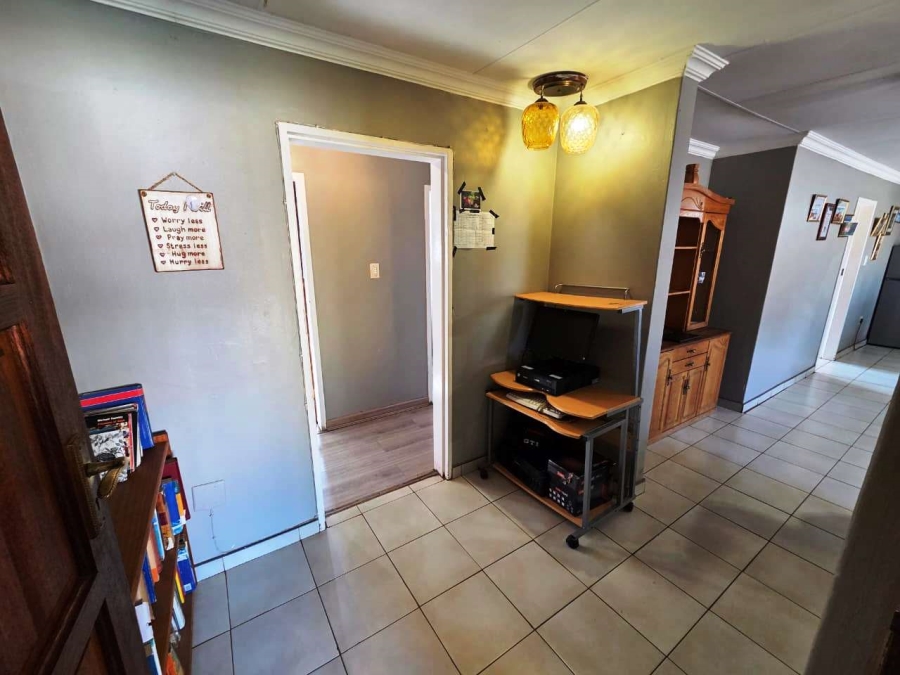 3 Bedroom Property for Sale in Montana Tuine Gauteng