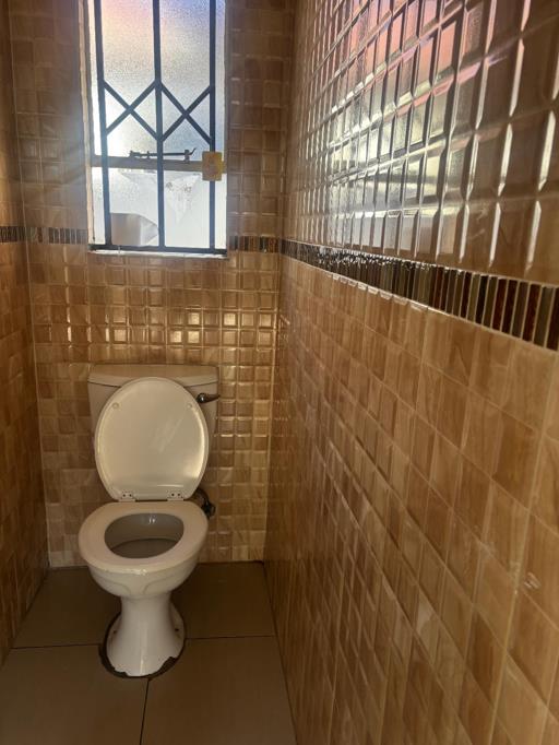 To Let 3 Bedroom Property for Rent in Fleurhof Gauteng