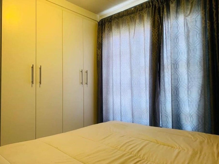 To Let 3 Bedroom Property for Rent in Fleurhof Gauteng