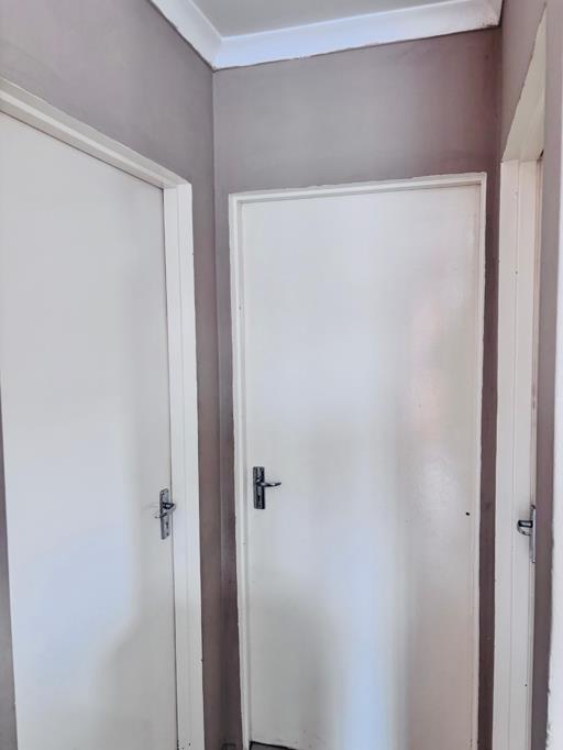 2 Bedroom Property for Sale in Fleurhof Gauteng