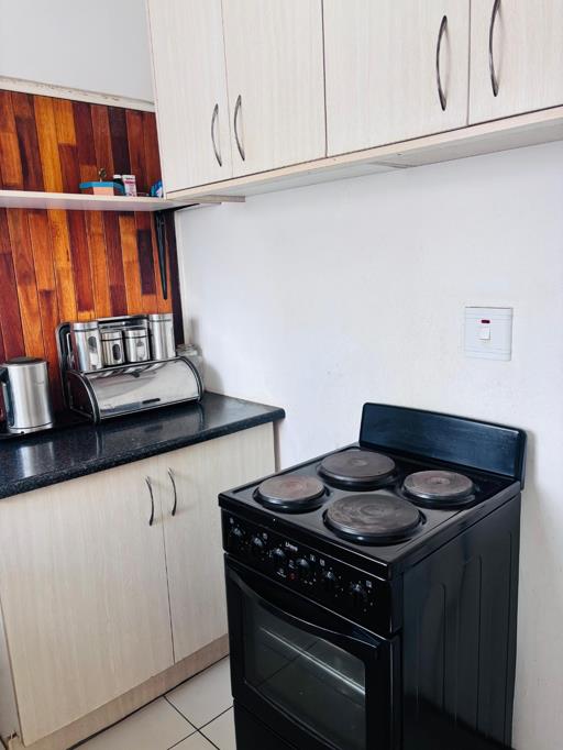 2 Bedroom Property for Sale in Fleurhof Gauteng