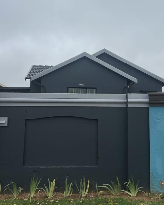 To Let 3 Bedroom Property for Rent in Fleurhof Gauteng