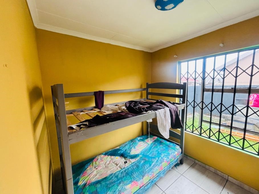 2 Bedroom Property for Sale in Fleurhof Gauteng