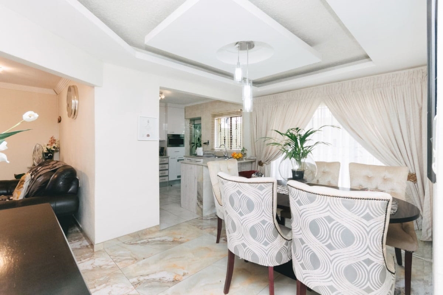 3 Bedroom Property for Sale in Meadowlands Gauteng