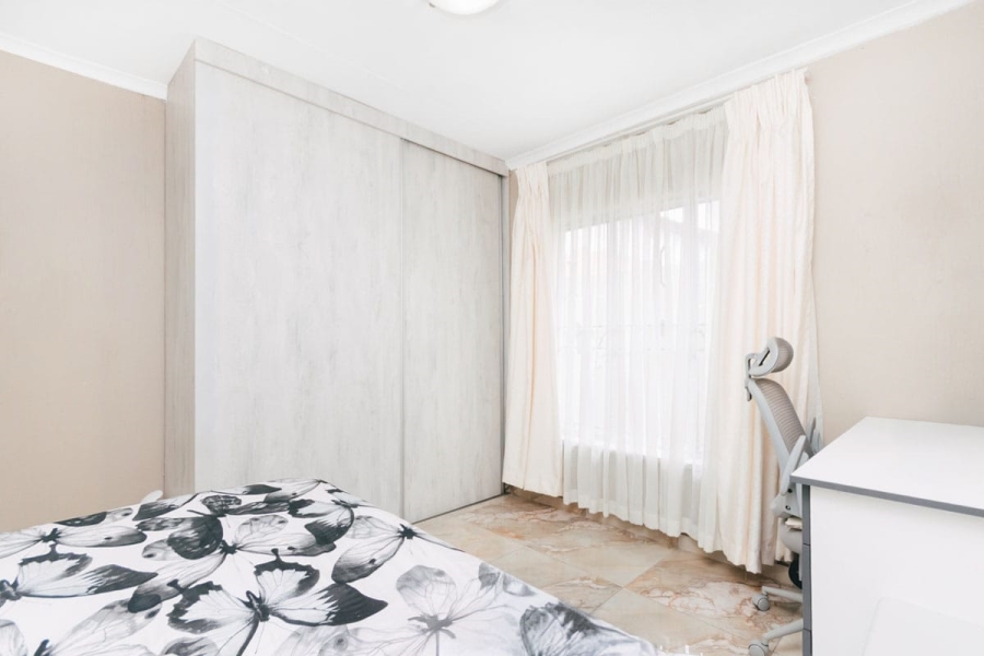 3 Bedroom Property for Sale in Fleurhof Gauteng