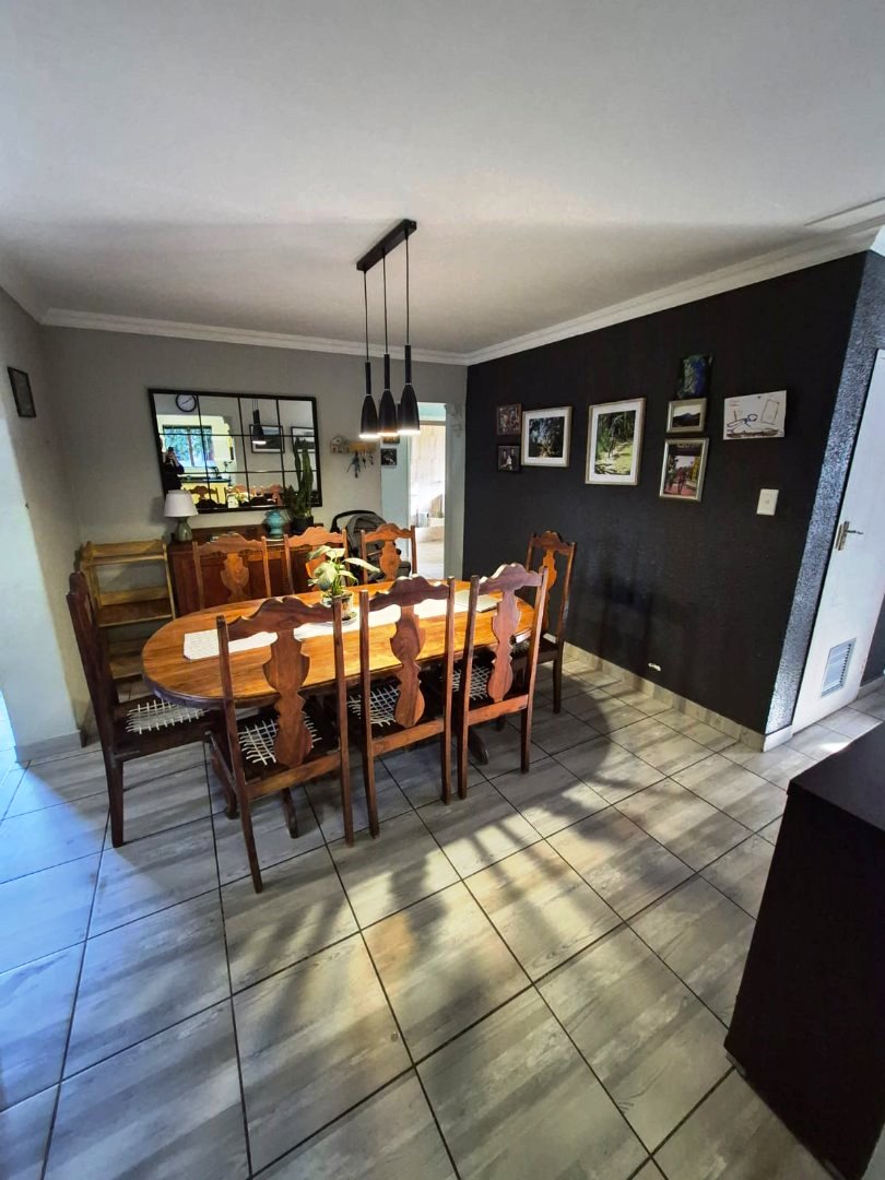 4 Bedroom Property for Sale in Montana Tuine Gauteng