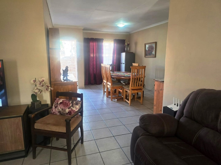 3 Bedroom Property for Sale in Annlin Gauteng