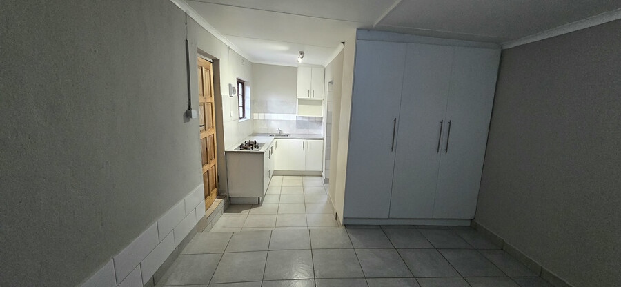 To Let 1 Bedroom Property for Rent in Randpark Ridge Ext 1 Gauteng
