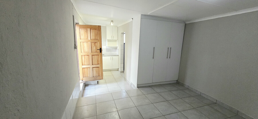 To Let 1 Bedroom Property for Rent in Randpark Ridge Ext 1 Gauteng