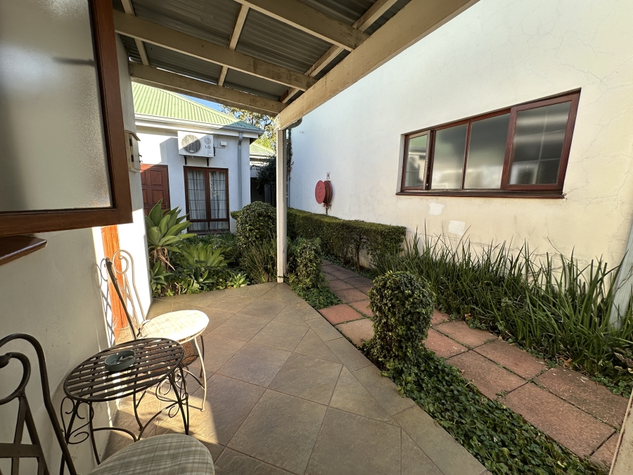 18 Bedroom Property for Sale in Equestria Gauteng
