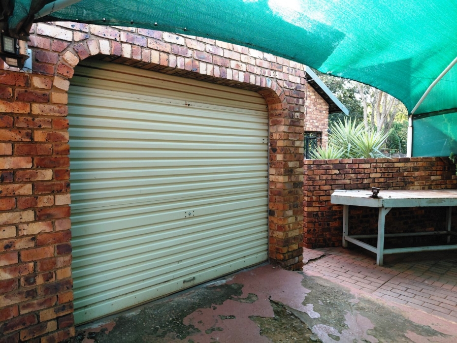 2 Bedroom Property for Sale in Doornpoort Gauteng