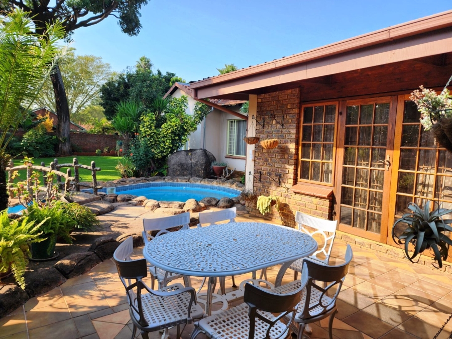 3 Bedroom Property for Sale in Theresa Park Gauteng