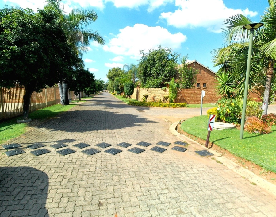 3 Bedroom Property for Sale in Theresa Park Gauteng