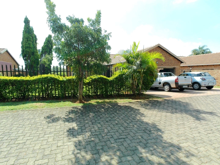 3 Bedroom Property for Sale in Theresa Park Gauteng