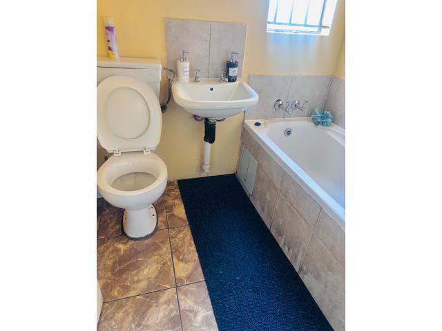 2 Bedroom Property for Sale in Fleurhof Gauteng