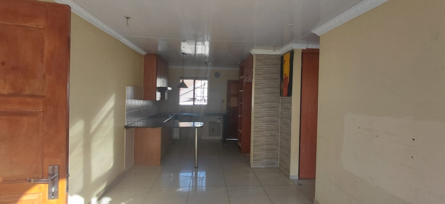 3 Bedroom Property for Sale in Albermarle Gauteng