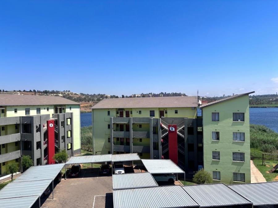 2 Bedroom Property for Sale in Fleurhof Gauteng