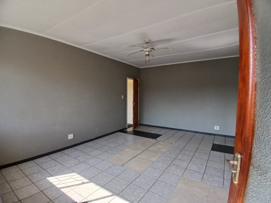 2 Bedroom Property for Sale in Lyttelton Manor Gauteng