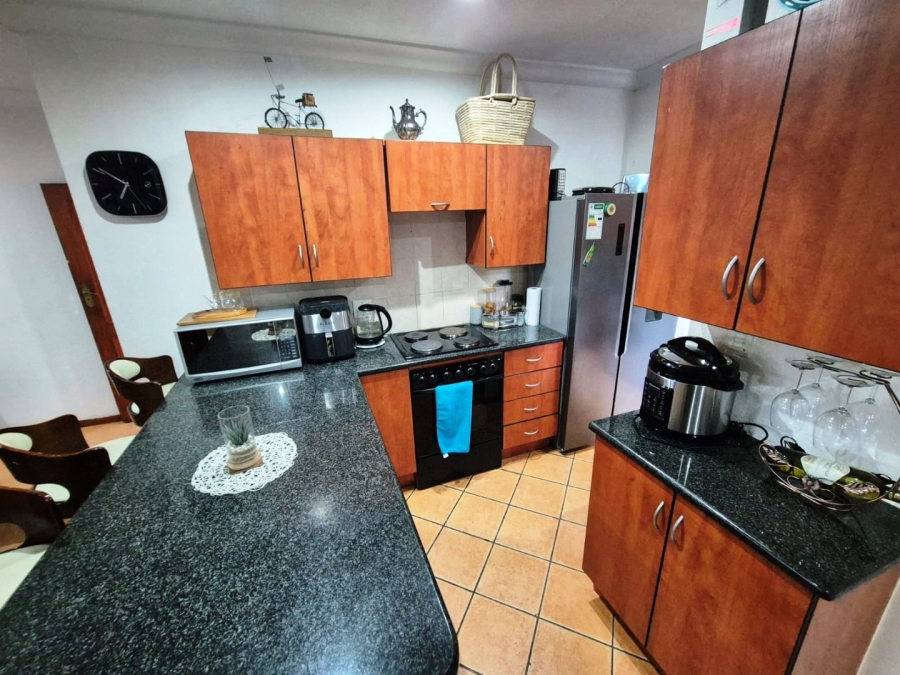 2 Bedroom Property for Sale in Florauna Gauteng