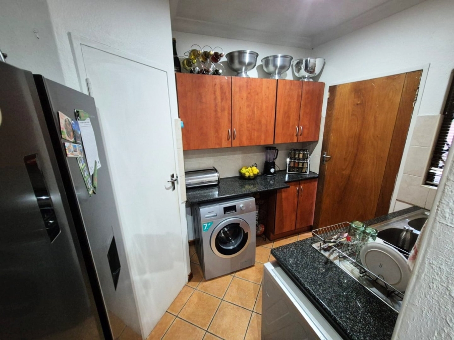2 Bedroom Property for Sale in Florauna Gauteng
