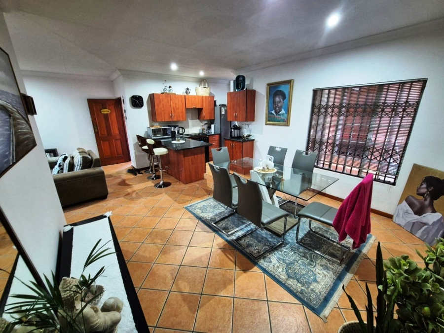 2 Bedroom Property for Sale in Florauna Gauteng