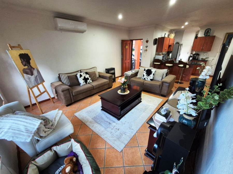 2 Bedroom Property for Sale in Florauna Gauteng