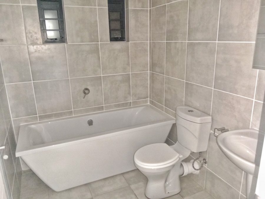 To Let 2 Bedroom Property for Rent in Mooikloof Gauteng