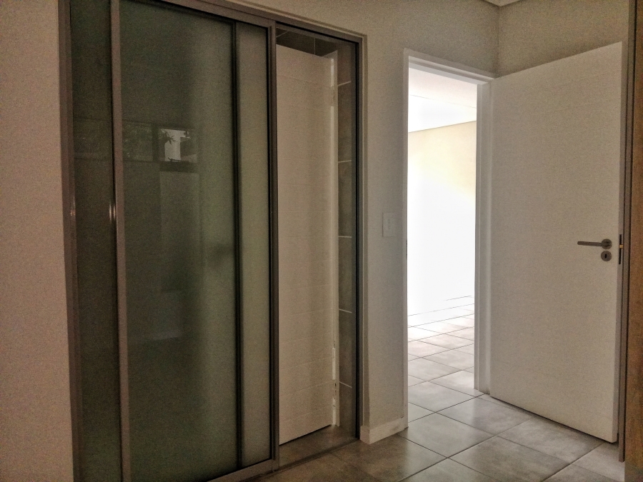 To Let 2 Bedroom Property for Rent in Mooikloof Gauteng