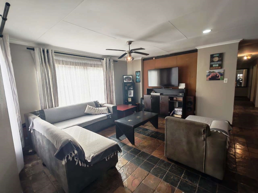 3 Bedroom Property for Sale in Montana Park Gauteng